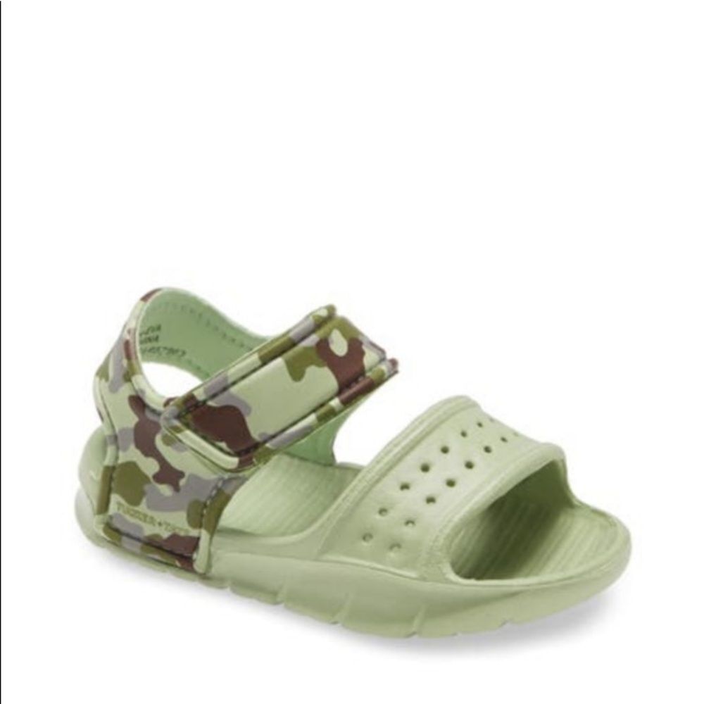 𝅺New In Box Kids Tucker + Tate Eden Water Friendly Sandals